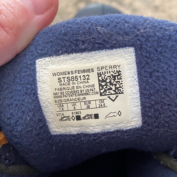 Womens Sperry boots - Picture 3 of 3